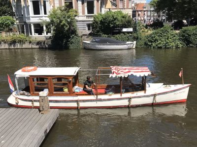 Günstige private Tour im historischen Boot (1,5 Stunden mit max. 10 Personen)